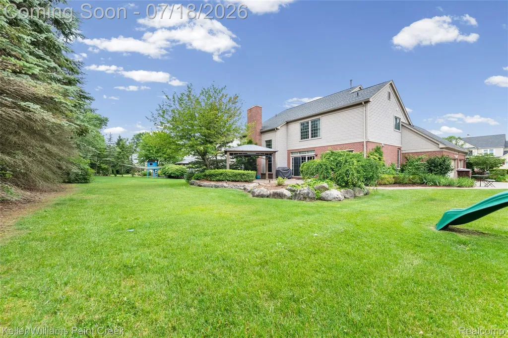 4230 Holly Lane Oakland Charter Township MI 48306