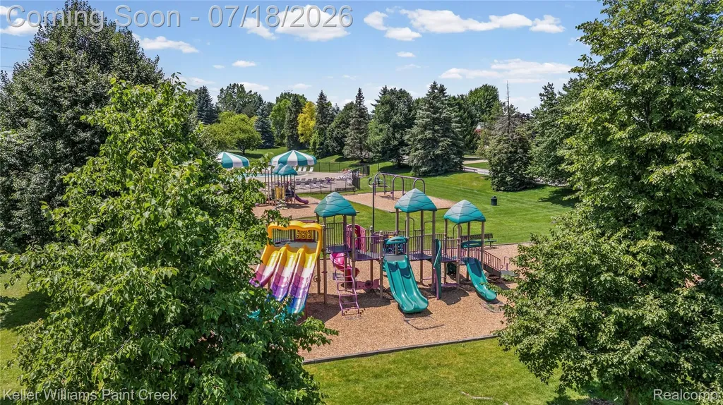 4230 Holly Lane Oakland Charter Township MI 48306