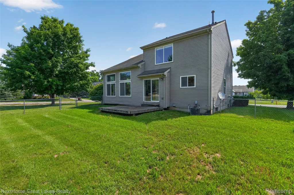 15168 Orchard Trail Fenton Charter Township MI 48451