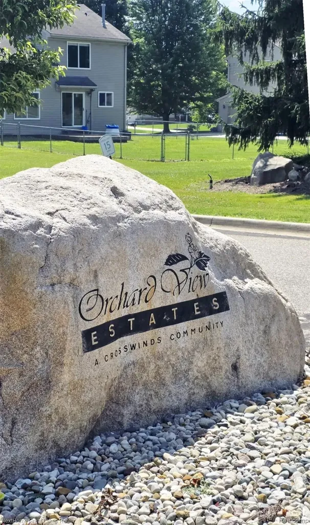 15168 Orchard Trail Fenton Charter Township MI 48451