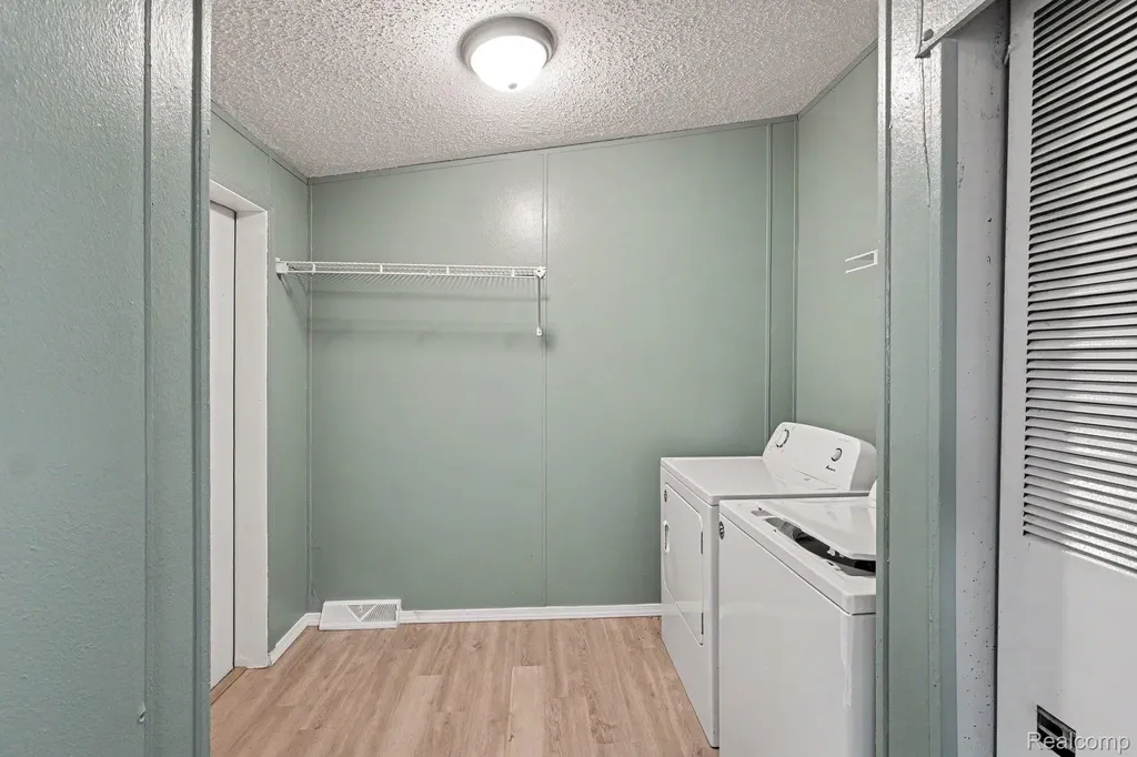 115 Fox Hound Court Grand Blanc Charter Township MI 48439