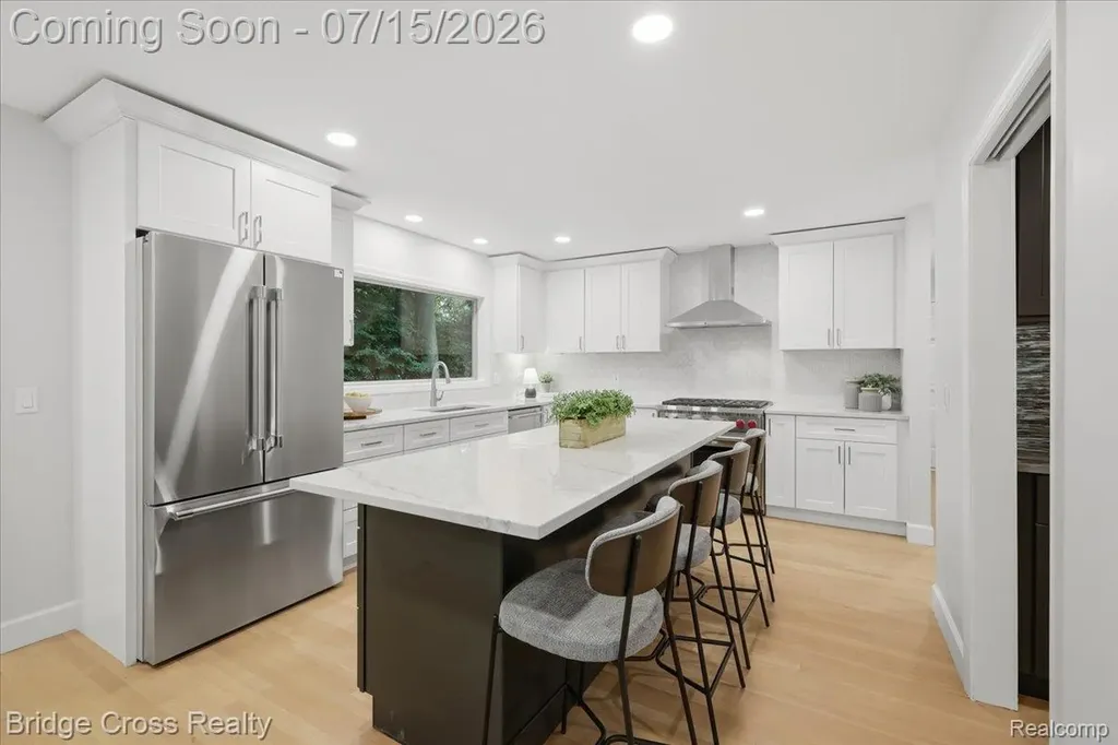 249 Norcliff Drive Bloomfield Hills City MI 48302