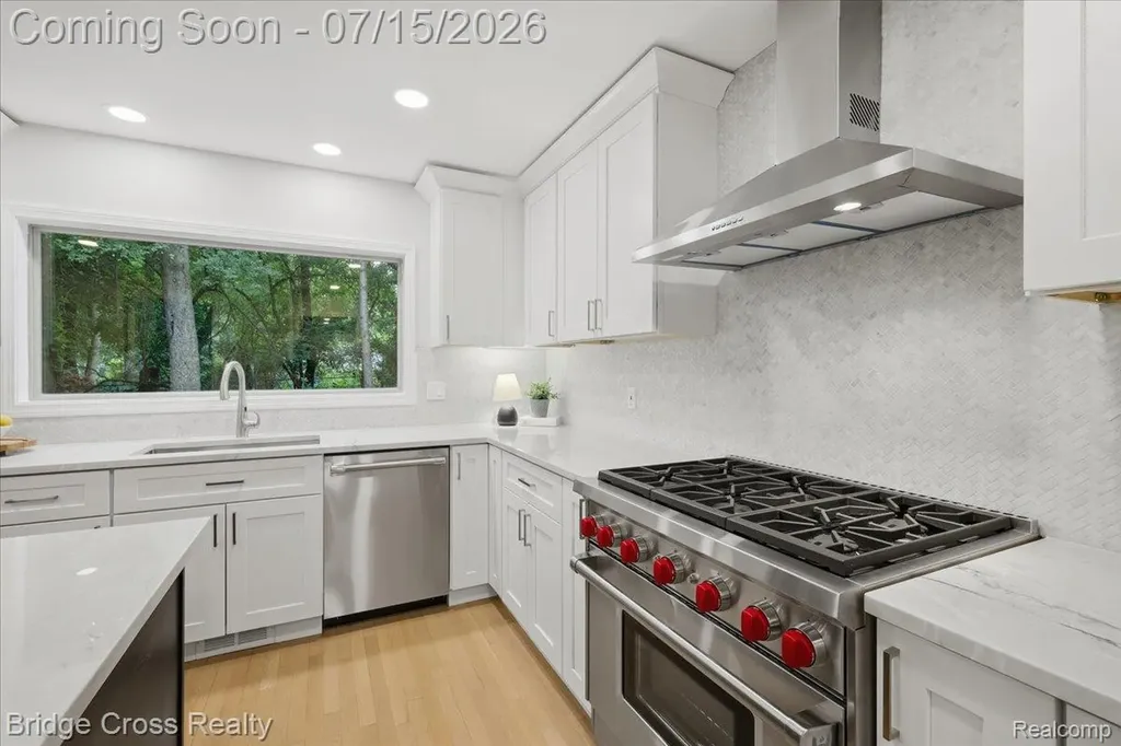 249 Norcliff Drive Bloomfield Hills City MI 48302