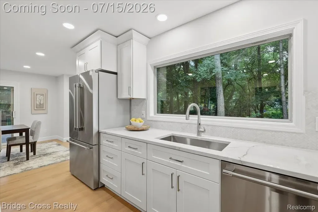 249 Norcliff Drive Bloomfield Hills City MI 48302