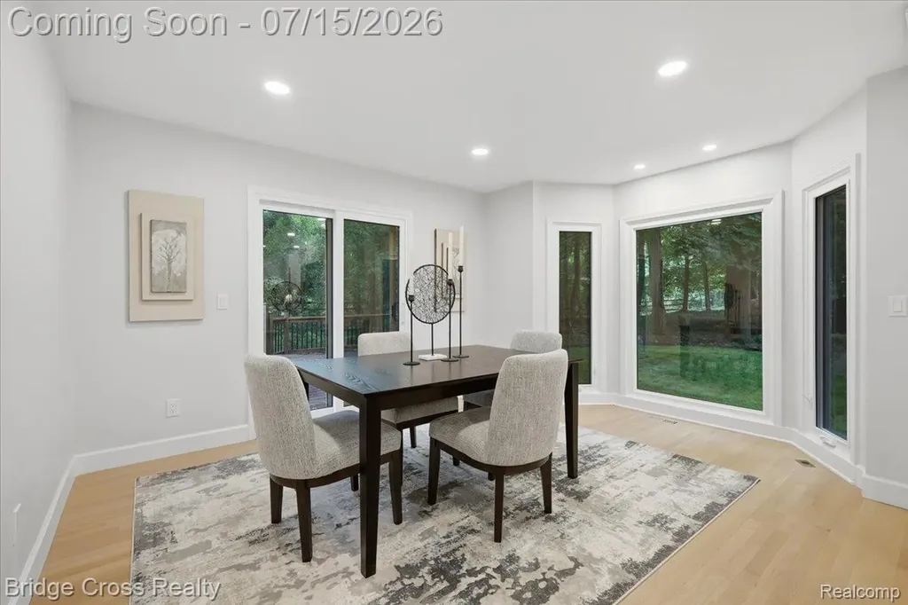 249 Norcliff Drive Bloomfield Hills City MI 48302