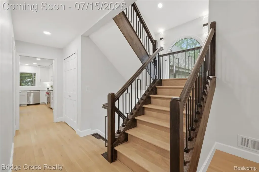 249 Norcliff Drive Bloomfield Hills City MI 48302