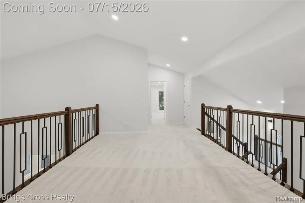 249 Norcliff Drive Bloomfield Hills City MI 48302