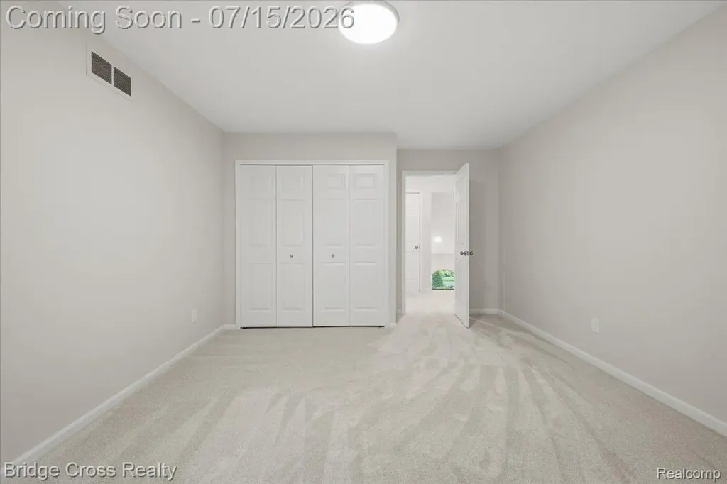 249 Norcliff Drive Bloomfield Hills City MI 48302