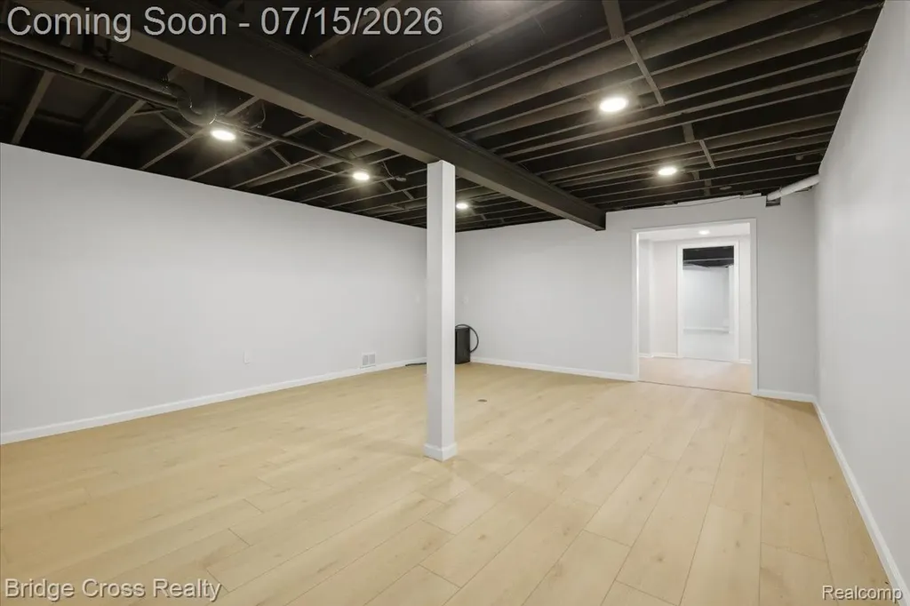 249 Norcliff Drive Bloomfield Hills City MI 48302