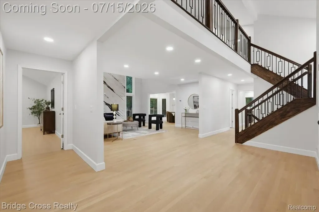 249 Norcliff Drive Bloomfield Hills City MI 48302