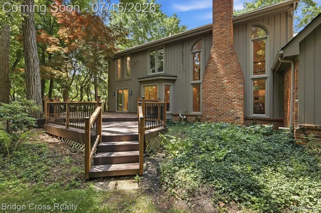 249 Norcliff Drive Bloomfield Hills City MI 48302
