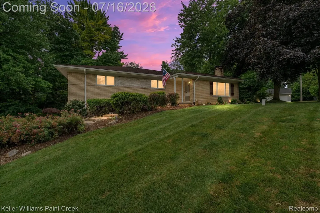 197 Perrydale Street Rochester Hills City MI 48306