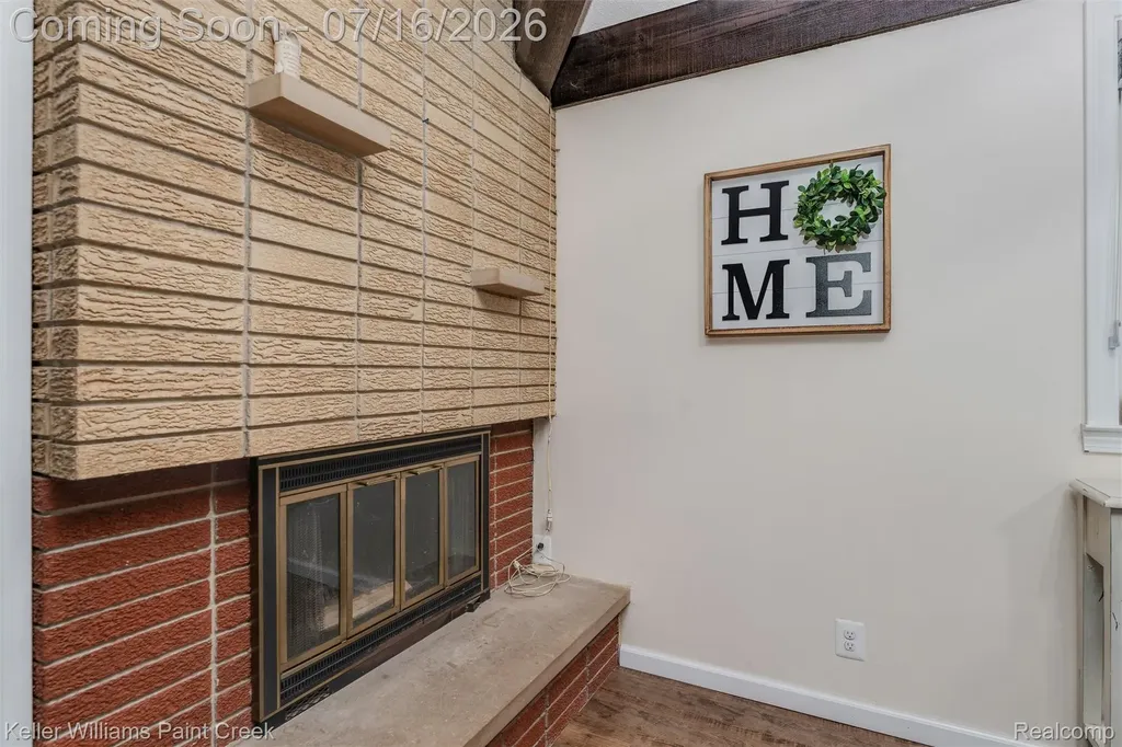 197 Perrydale Street Rochester Hills City MI 48306