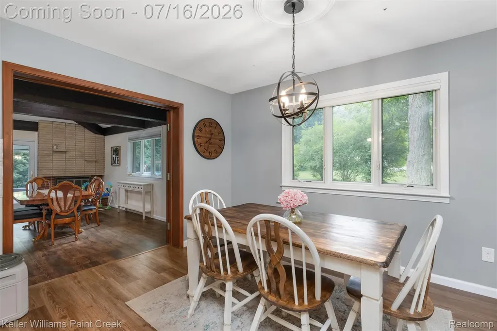 197 Perrydale Street Rochester Hills City MI 48306