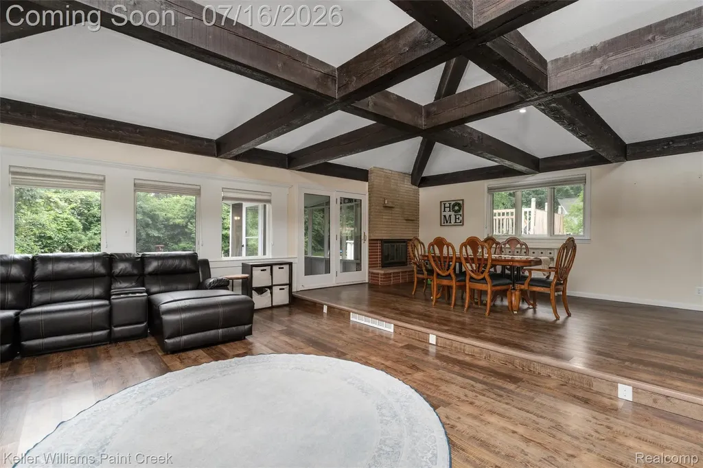197 Perrydale Street Rochester Hills City MI 48306