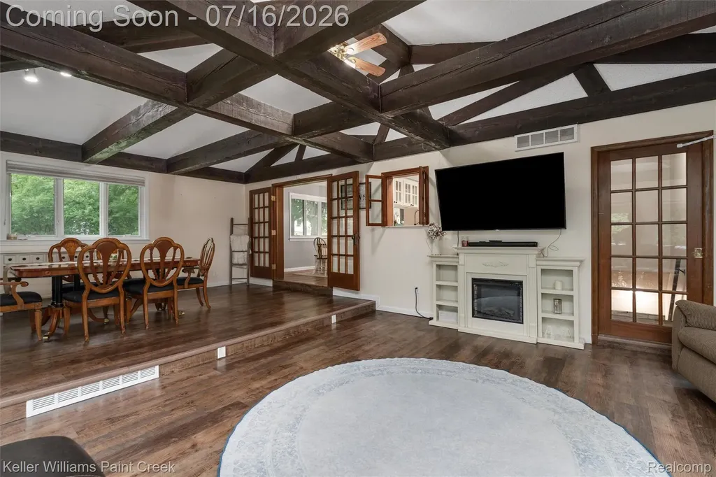 197 Perrydale Street Rochester Hills City MI 48306