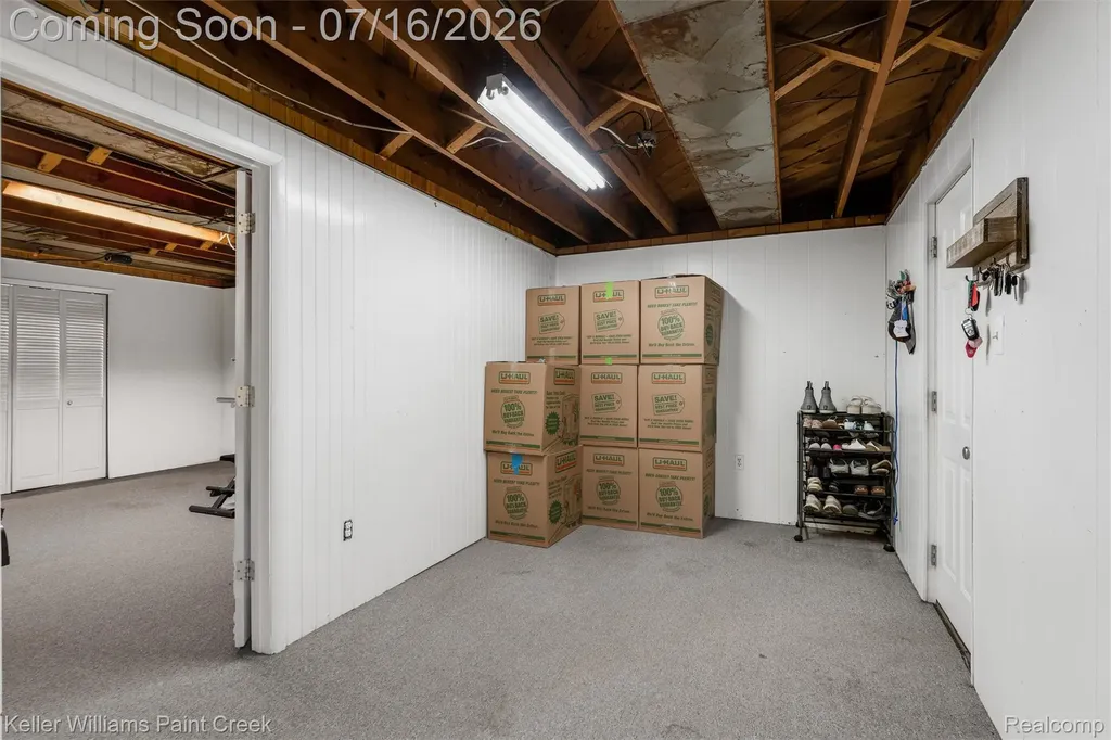 197 Perrydale Street Rochester Hills City MI 48306