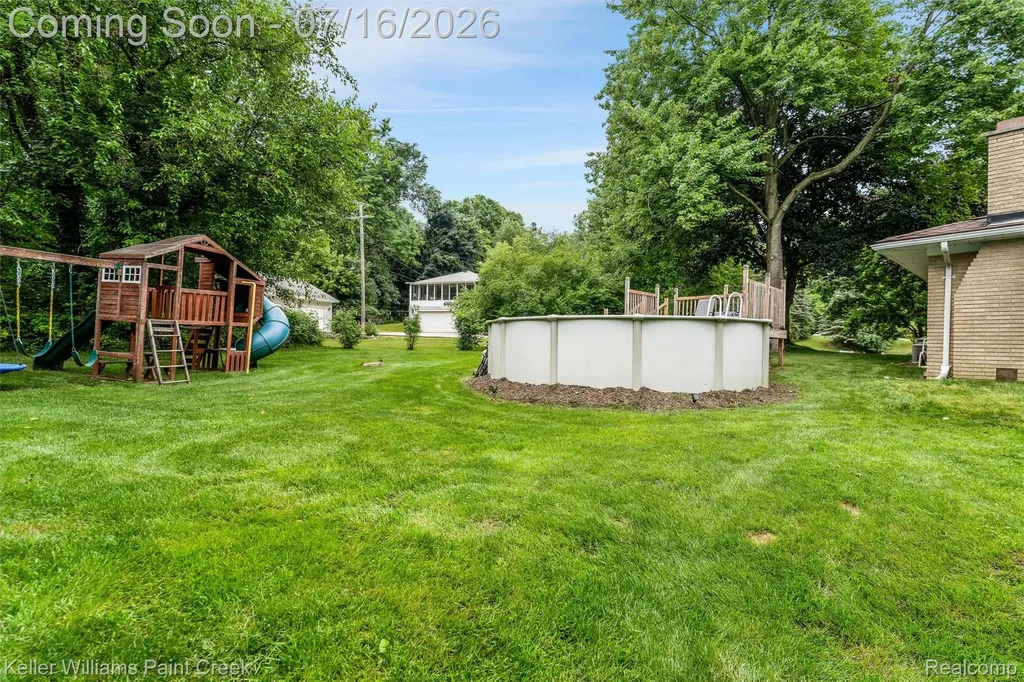 197 Perrydale Street Rochester Hills City MI 48306