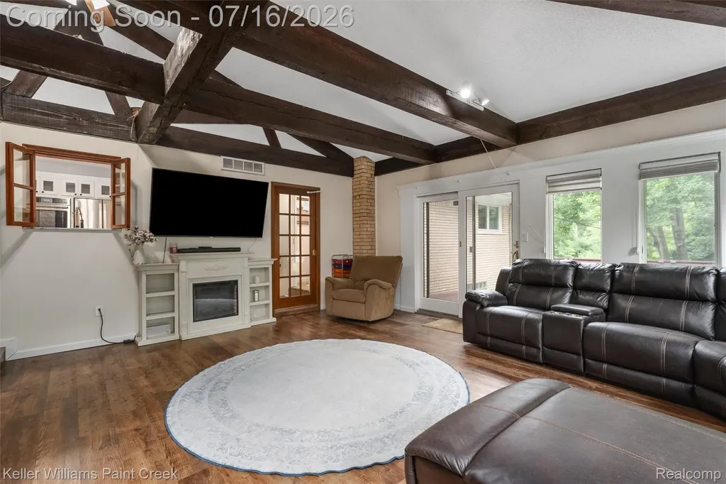 197 Perrydale Street Rochester Hills City MI 48306