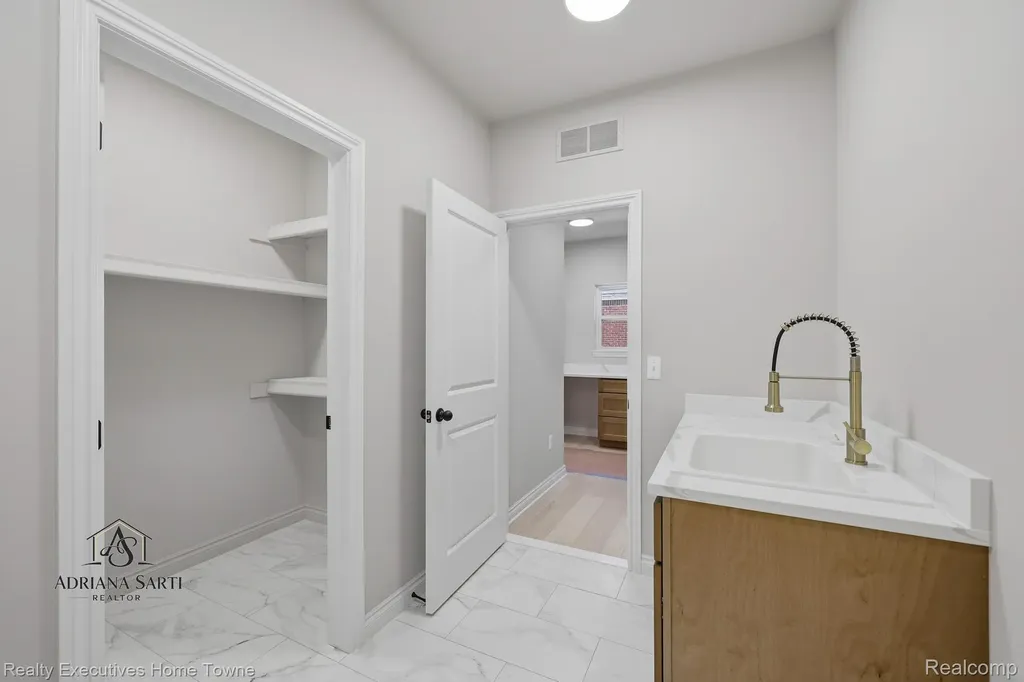 50540 Mistwood Drive Macomb Township MI 48042