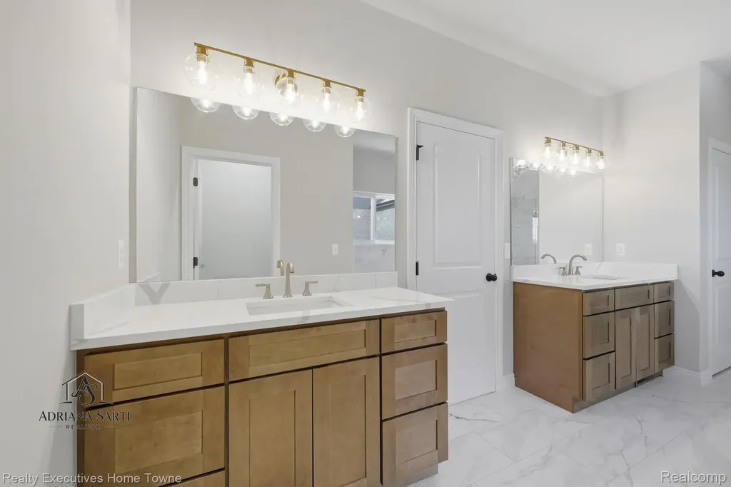 50540 Mistwood Drive Macomb Township MI 48042
