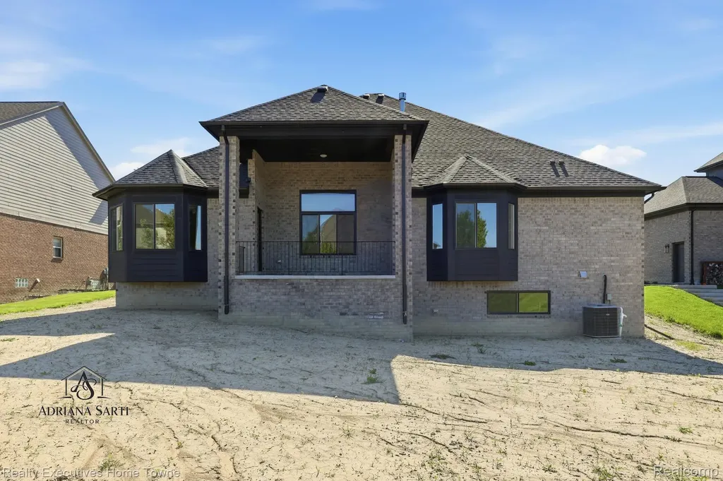 50540 Mistwood Drive Macomb Township MI 48042
