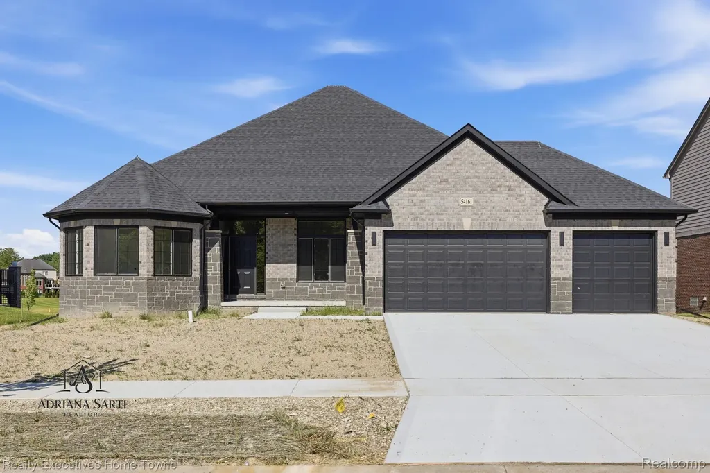50540 Mistwood Drive Macomb Township MI 48042