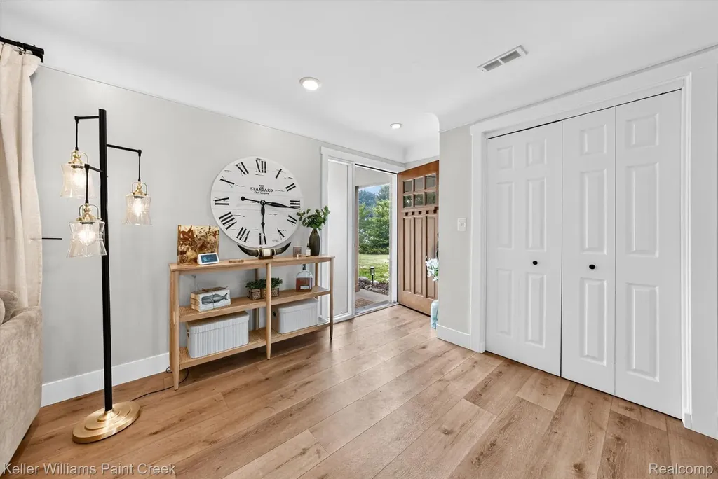 2935 Saint Jude Drive Waterford Charter Township MI 48329