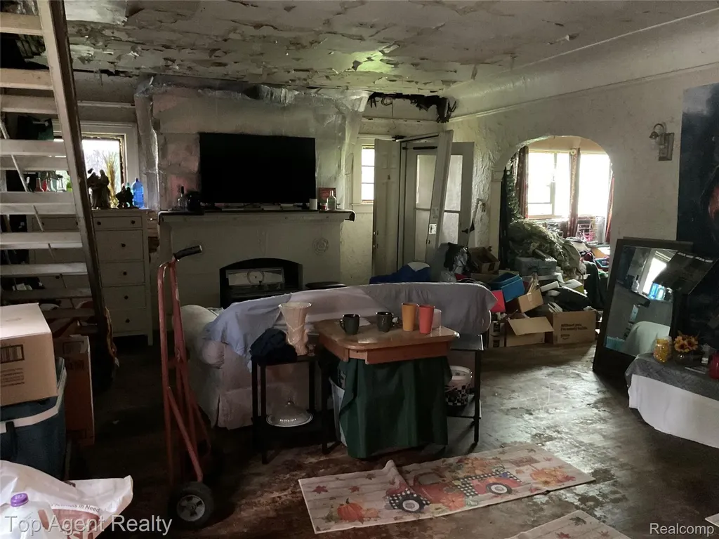 18063 Pelkey Street Detroit City MI 48205