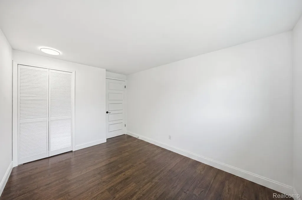 8327 Fox Bay Drive White Lake Charter Township MI 48386