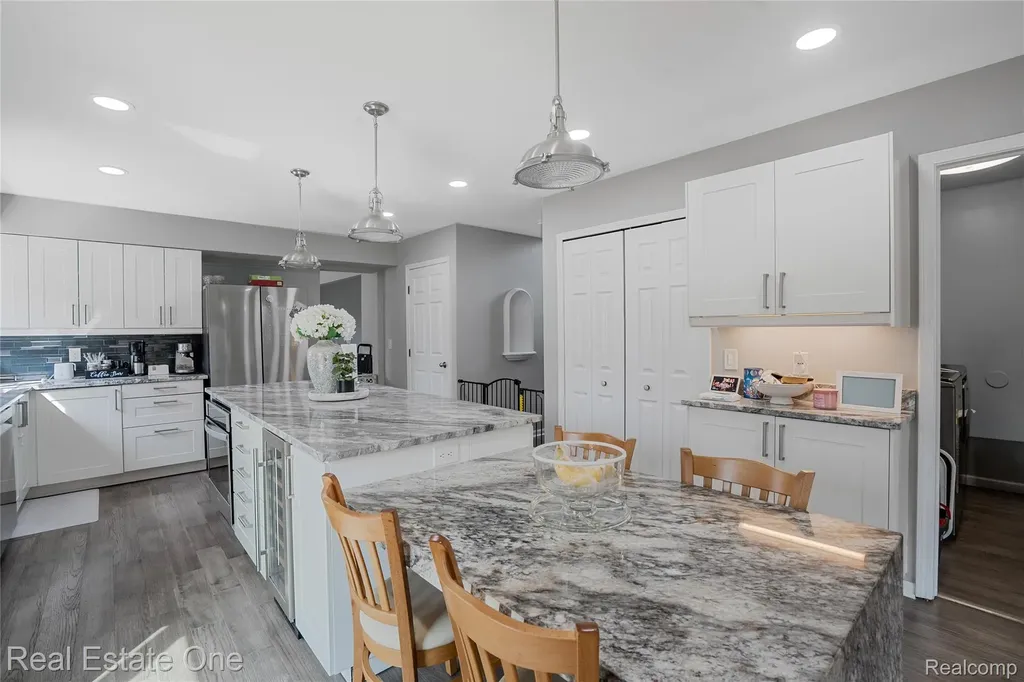 2590 Oakham Court Canton Charter Township MI 48188