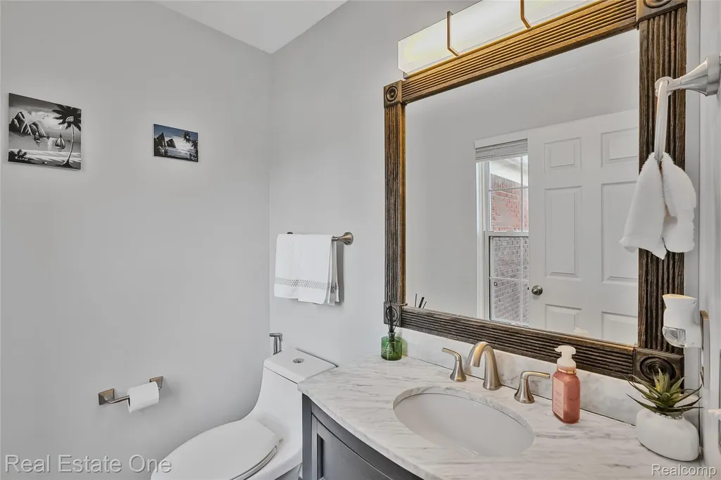 2590 Oakham Court Canton Charter Township MI 48188