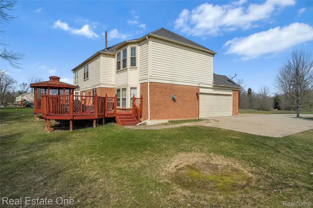 2590 Oakham Court Canton Charter Township MI 48188