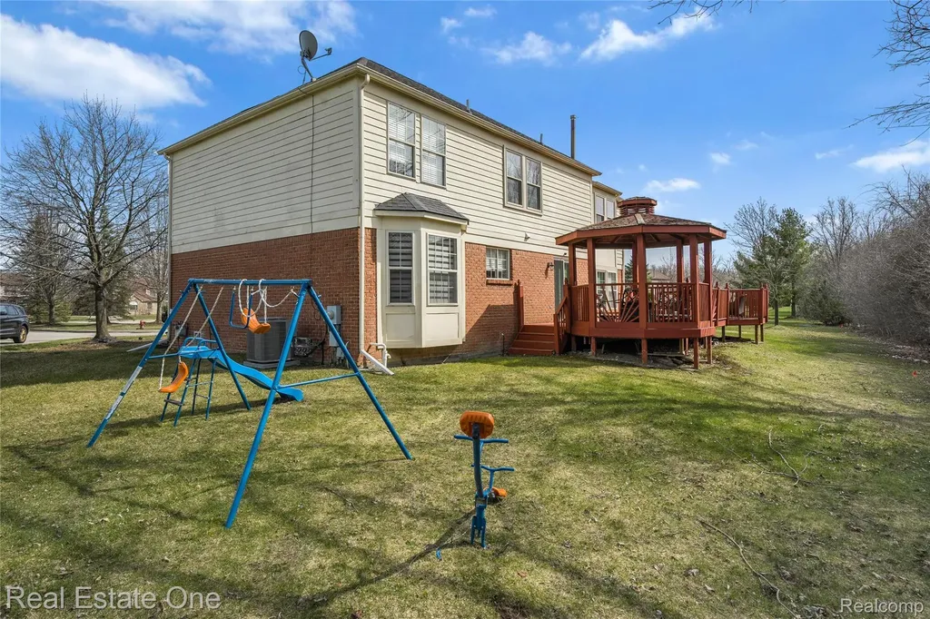 2590 Oakham Court Canton Charter Township MI 48188