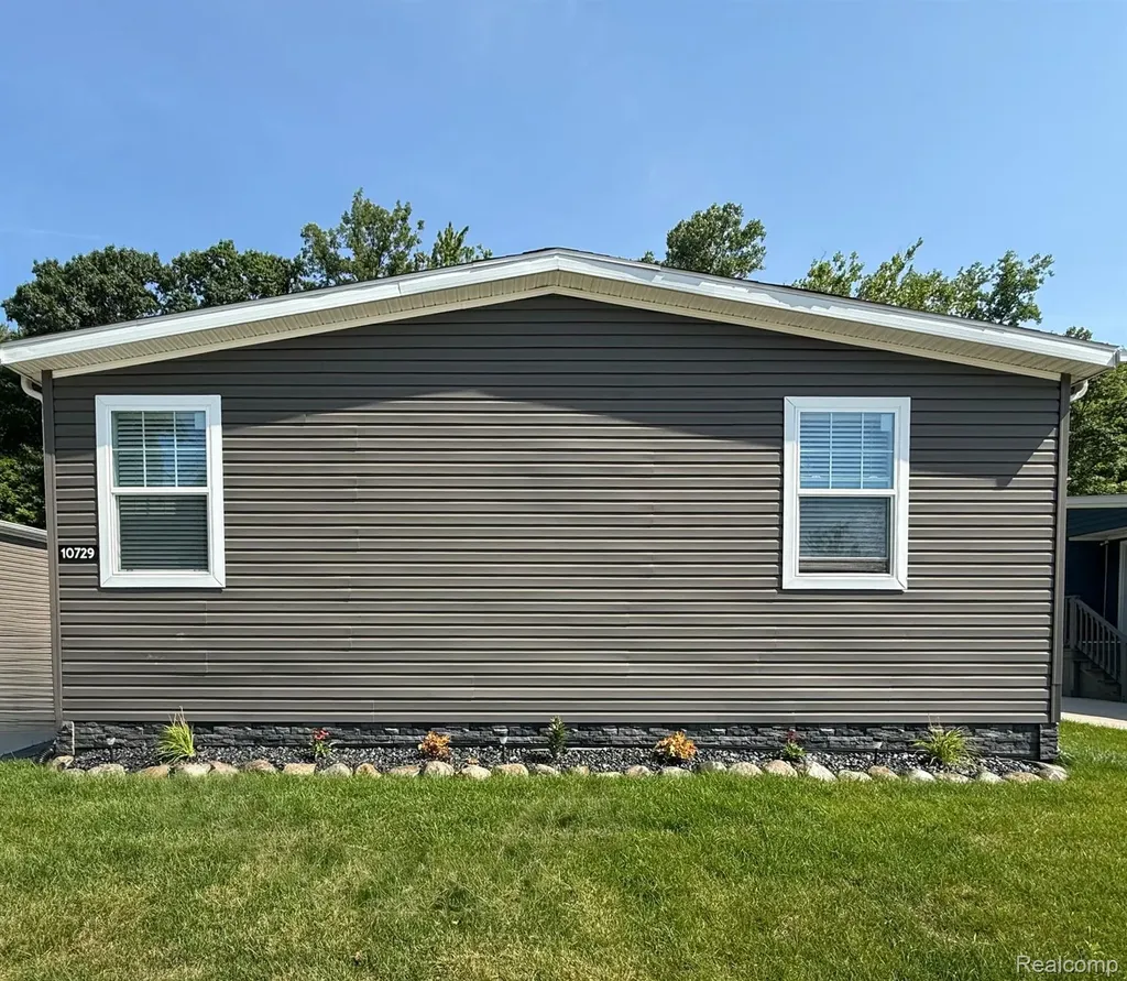 10729 Edwards Lane Augusta Charter Township MI 48191