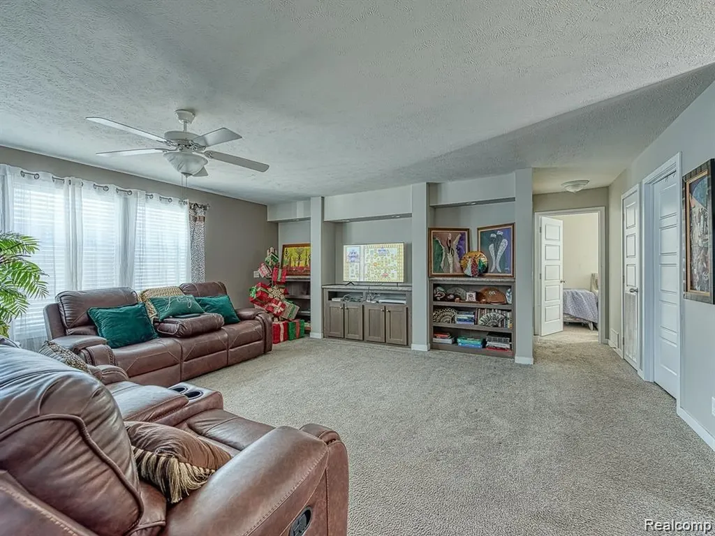 10729 Edwards Lane Augusta Charter Township MI 48191