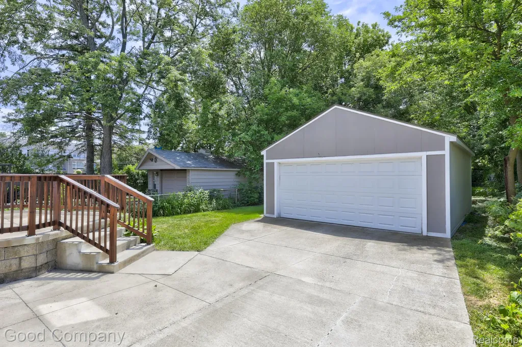 342 Spencer Street Ferndale City MI 48220