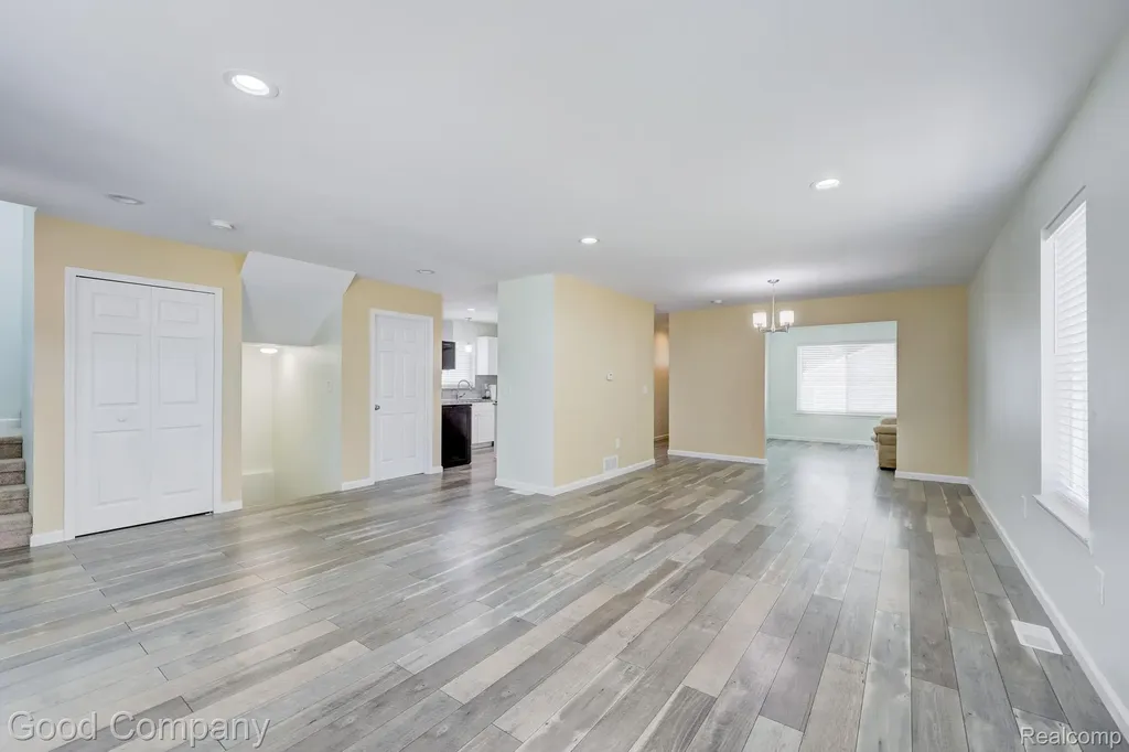 342 Spencer Street Ferndale City MI 48220