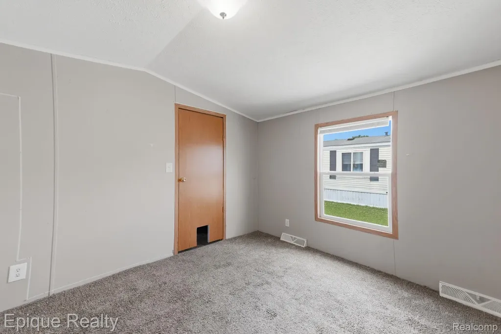 17121 Julie Drive Springfield Charter Township MI 48350