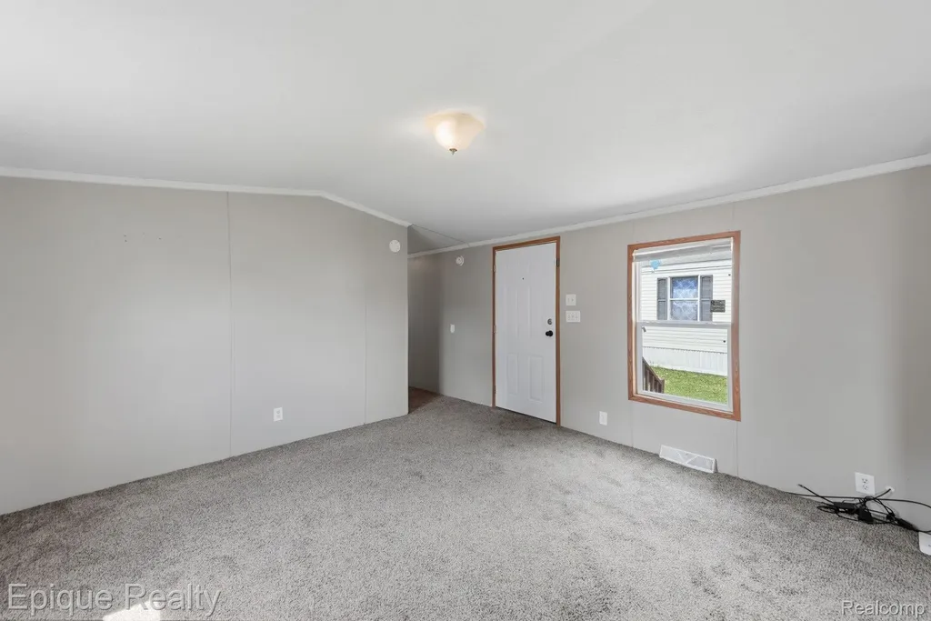 17121 Julie Drive Springfield Charter Township MI 48350