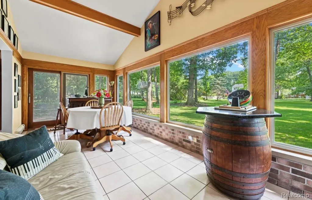 8369 Burning Bush Road Grosse Ile Township MI 48138