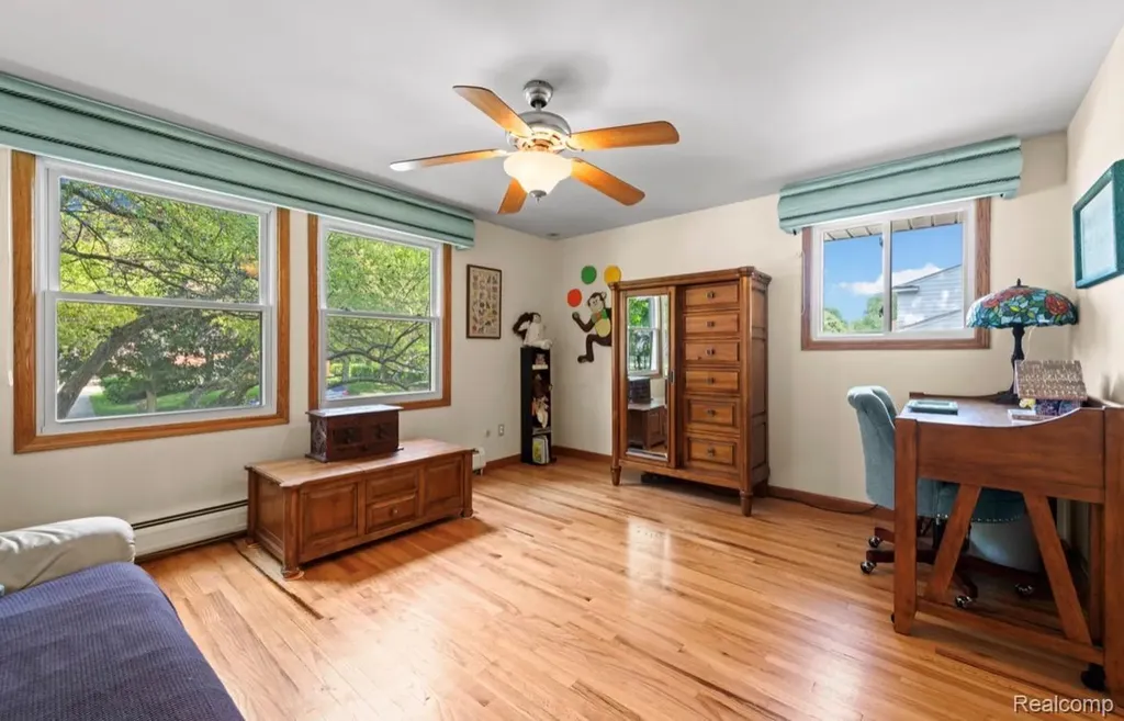 8369 Burning Bush Road Grosse Ile Township MI 48138
