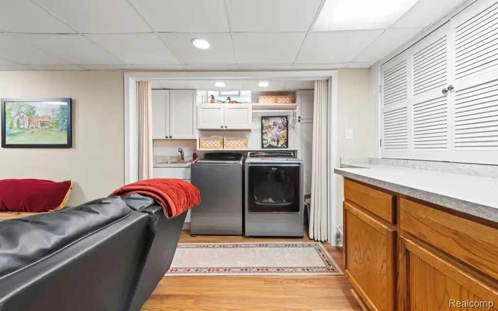 8369 Burning Bush Road Grosse Ile Township MI 48138