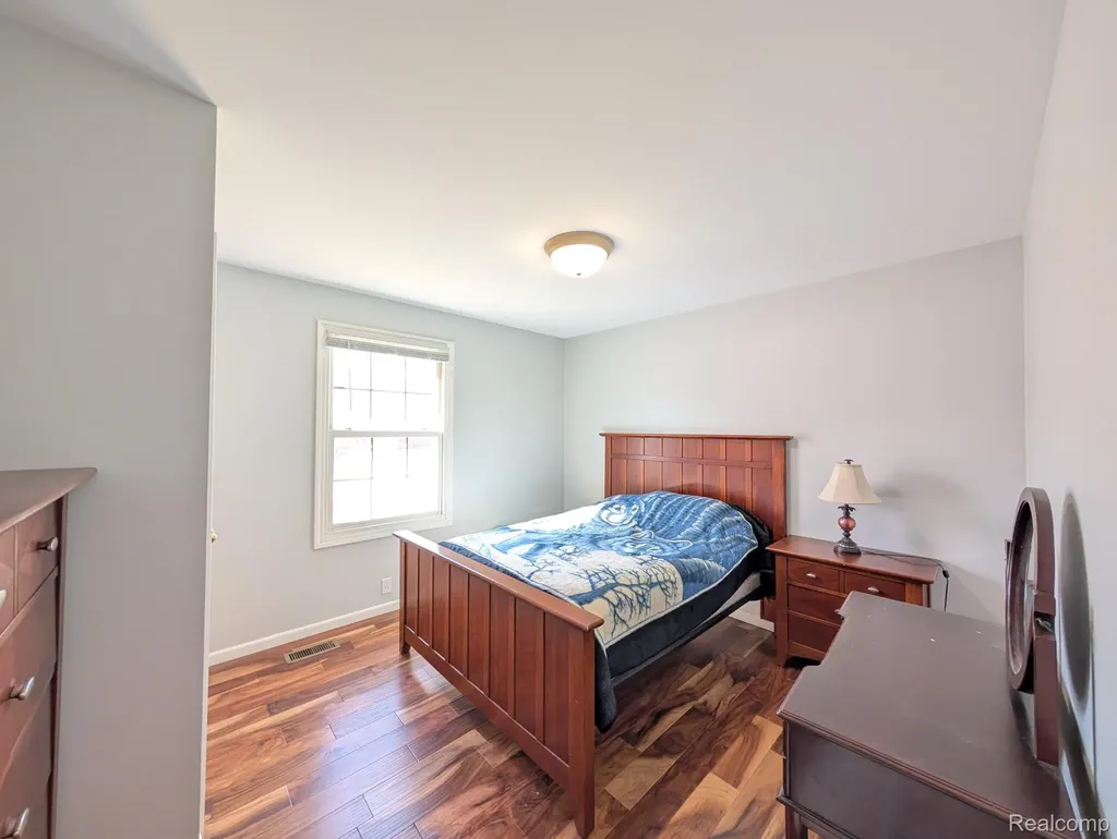 3178 Amsterdam Drive Vienna Charter Township MI 48420