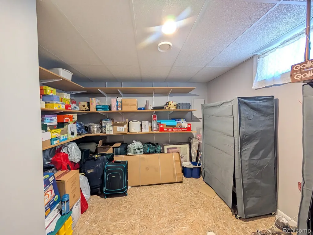 3178 Amsterdam Drive Vienna Charter Township MI 48420