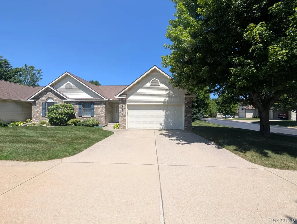 3178 Amsterdam Drive Vienna Charter Township MI 48420