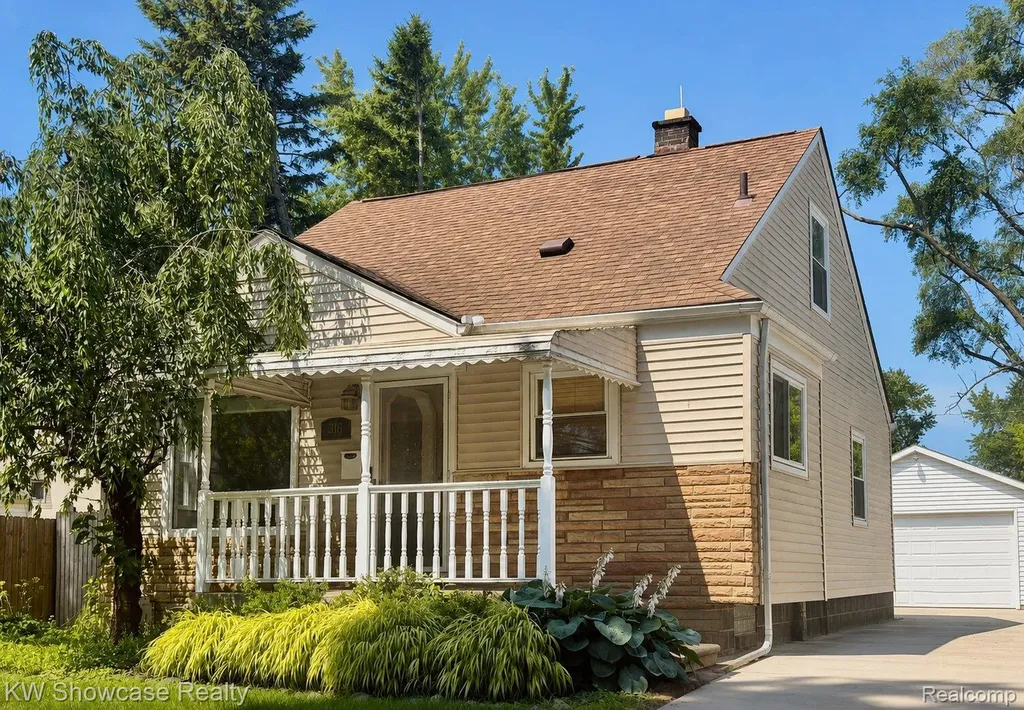 316 S Edison Avenue Royal Oak City MI 48067