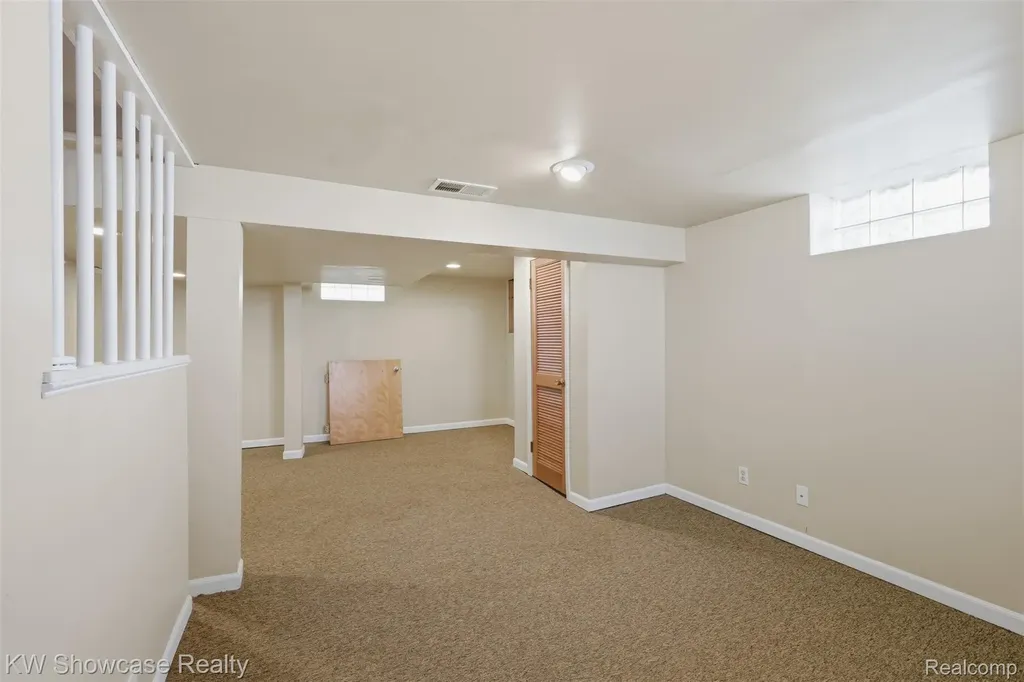 316 S Edison Avenue Royal Oak City MI 48067