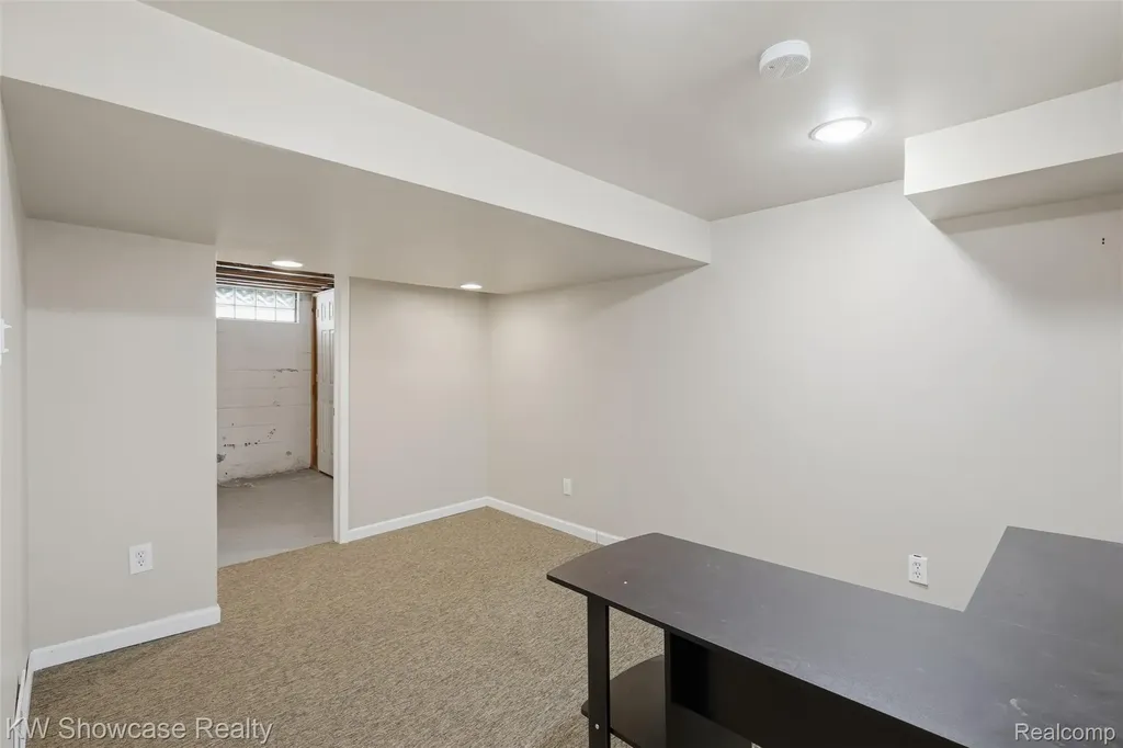 316 S Edison Avenue Royal Oak City MI 48067