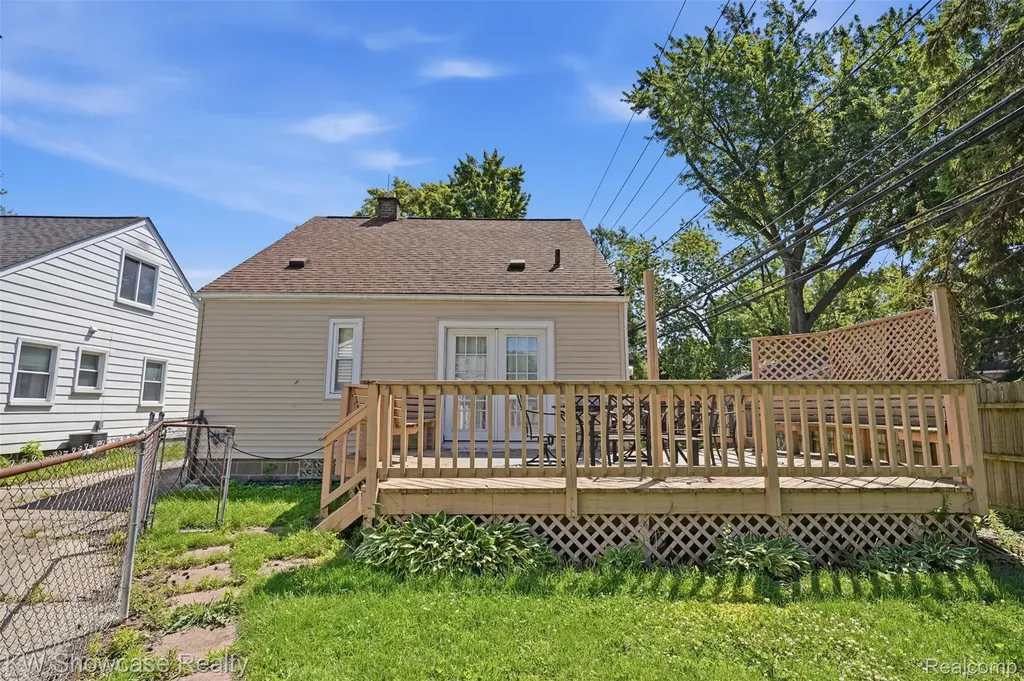 316 S Edison Avenue Royal Oak City MI 48067